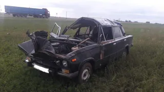 В Рязанской области произошло смертельное ДТП: "шестерка" улетела в кювет и перевернулась