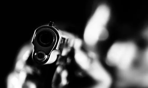 Тем временем в Казани: неизвестный обстреливает школьников из пневматики