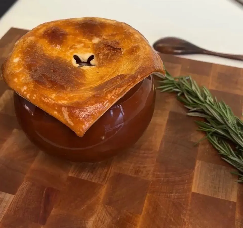 Рецепт ароматного томатного супа - домашние съедят всё до последней ложки