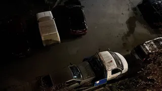 В Магнитогорске эвакуатор перекрыл доступ к подъезду, вызвав конфликт с жителями