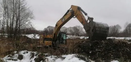 В Чемодановке идет расчистка пруда на реке Инра