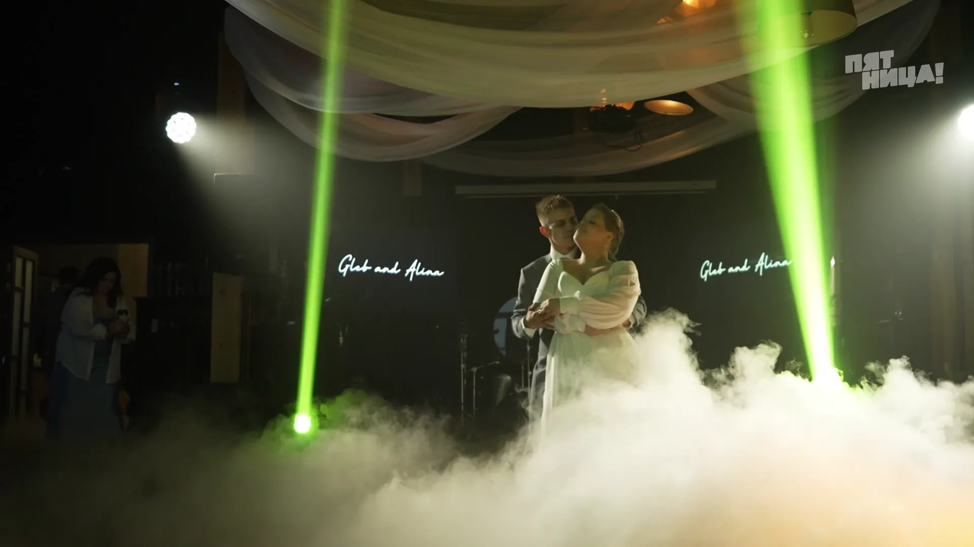 Свадьба за 2,5 млн рублей : казанская невеста с шиком потратила миллионы и попала на телешоу