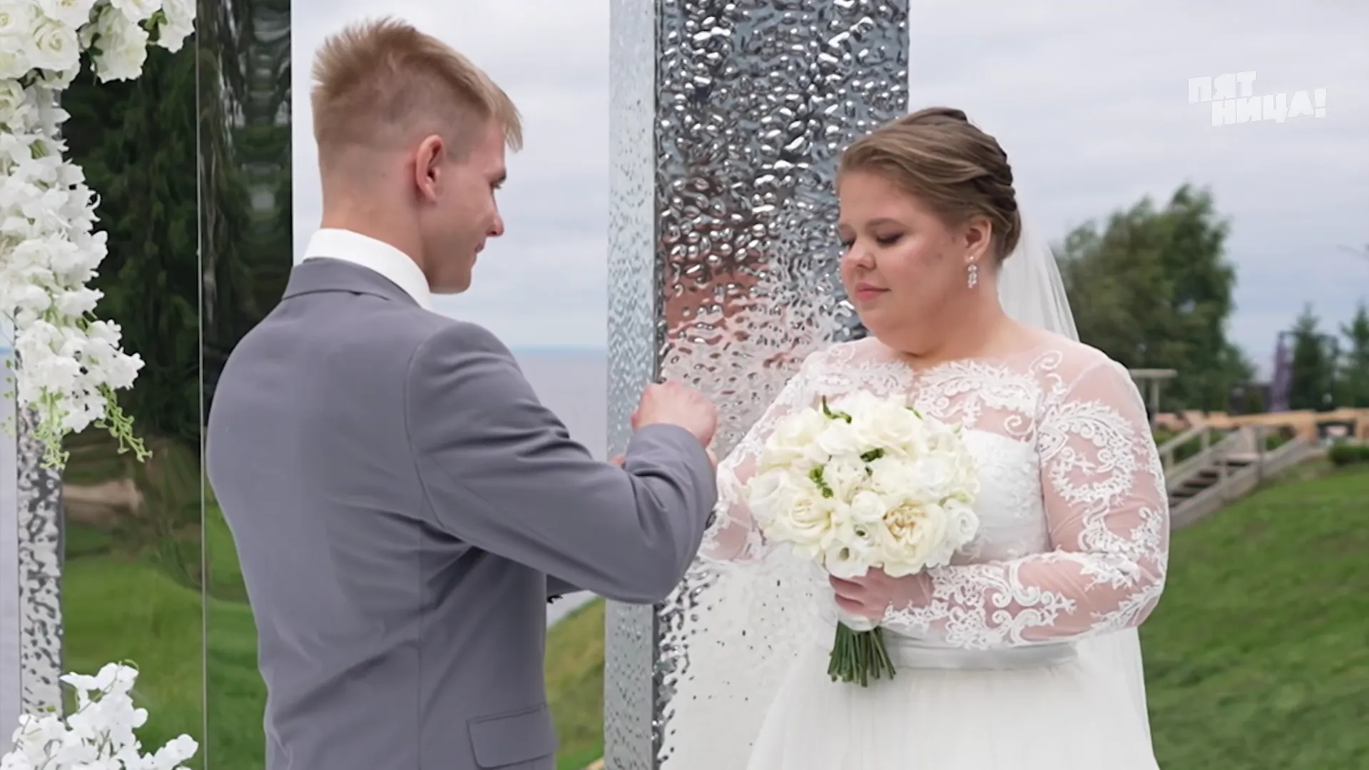 Свадьба за 2,5 млн рублей : казанская невеста с шиком потратила миллионы и попала на телешоу