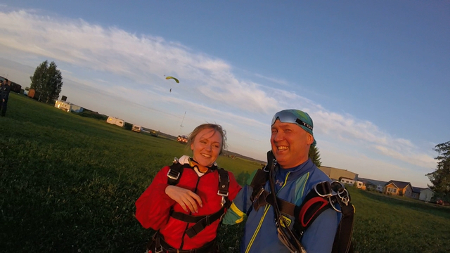 Безопасно ли прыгать с парашютом