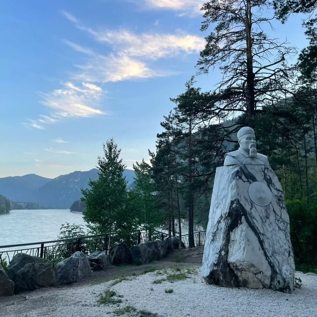 Пещеры и природные сокровища Манжерока