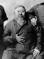 Казахский поэт, музыкант, общественный деятель, основоположник казахской письменной литературы Абай Кунанбаев (1845—1904)