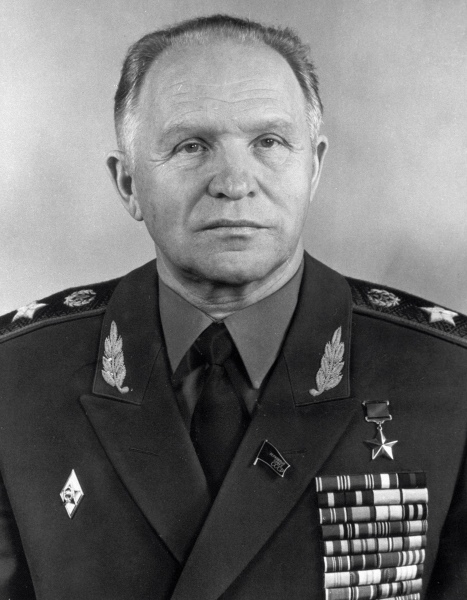 Файл:Лушев Пётр Георгиевич.jpg