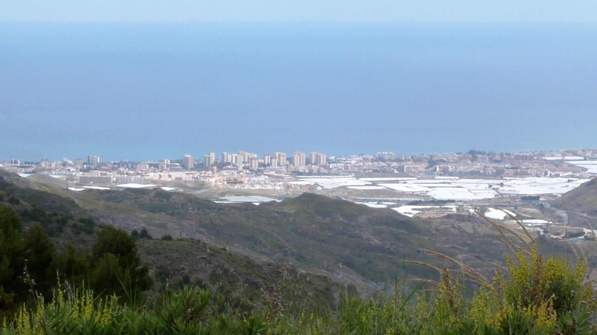 Файл:Roquetas de Mar, en Almería (España).jpg — энциклопедия «Знание.Вики»