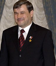 Руслан Ямадаев после вручения медали «Золотая звезда» Героя Российской Федерации в 2004 году.