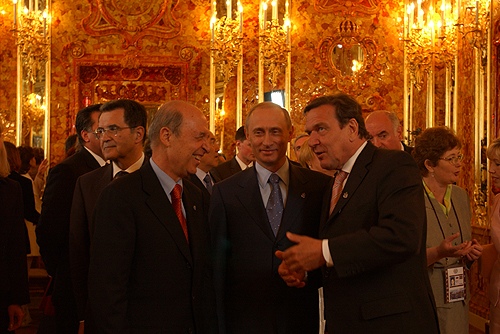 Файл:Vladimir Putin in Saint Petersburg-42.jpg