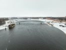 Великий Новгород, Пешеходный мост сверху зимой.jpg