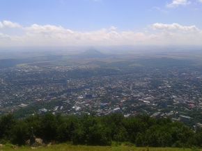 Вид на город с горы Машук