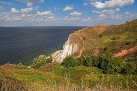 Вид на гору Лобач