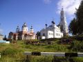 Вы­со­ков­ский Ус­пен­ский монастырь близ деревни Вы­со­ко­во