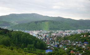 Горно-Алтайск и гора Комсомольская
