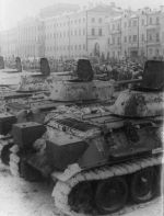 Горьковец (танковая колонна).jpg