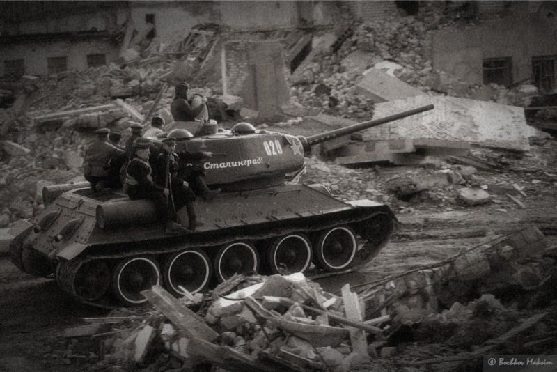 Файл:За Сталинград (танк Т-34).jpg