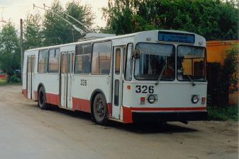 Троллейбус маршрута № 1 на ул. Куконковых
