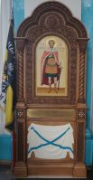 Киот в память адмирала А. В. Колчака в храме Святой Троицы Живоначальной «Кулич и Пасха»