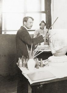 Ева Кордес (на заднем плане) и Андрей Большаков в мастерской ИФЗ