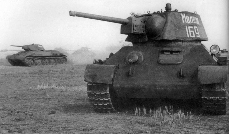 Файл:Молотов (танк Т-34).jpg