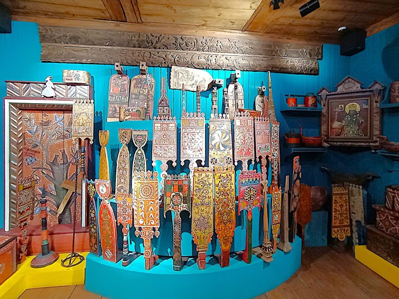 Файл:Музей народного искусства. Экспозиция.jpg