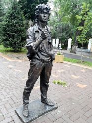 Памятник в Алматы (Казахстан)