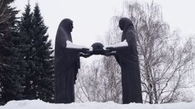 Памятник Скорбящие Матери (1975 год).JPG