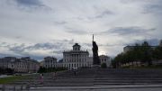 Памятник Владимиру Великому, установленный на Боровицкой площади в Москве