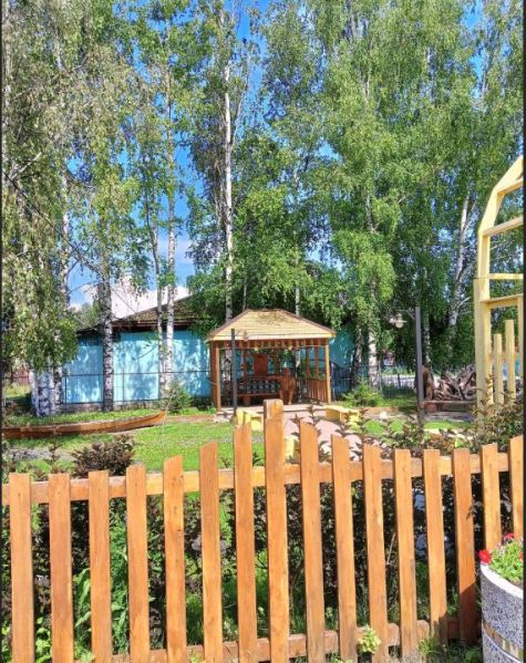 Файл:Сквер. В. Липатов. Тогур.jpg