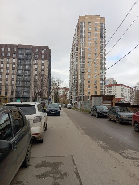 Файл:Улица Капитана Гастелло (Пермь, общий вид).jpg