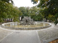 Фонтан Деды Пятигорск Ставропольский край.jpg