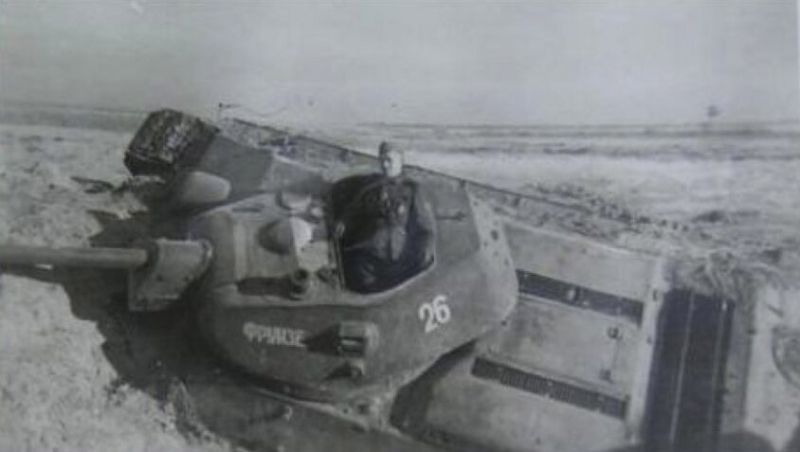 Файл:Фрунзе (танк).jpg