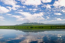 Хребет Зюраткуль