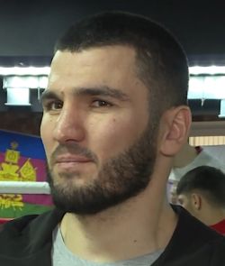 Artur Beterbiev, December 2019.jpg