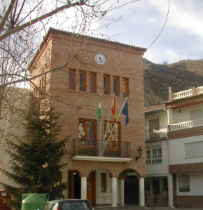 Ayuntamiento de Pinos Genil.png