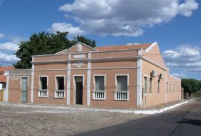 Biblioteca Municipal de Castelo do Piauí.JPG