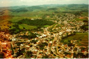 Brasil.mg.bicas-foto.aerea.1995-2.jpg