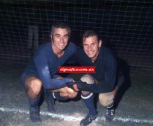 Аргентинский вратарь Амадео Каррисо и Лев Яшин, 11 февраля 1969 года