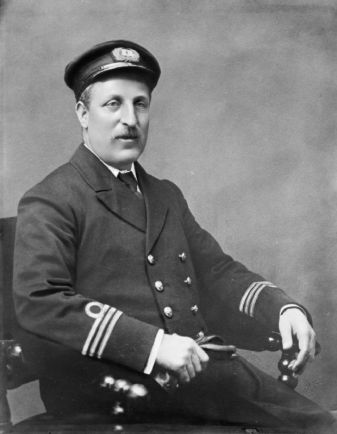 Чарльз Фрайтт (англ. Charles Fryatt) — капитан торгового судна «Брюссель» британского торгового флота, герой Первой мировой войны, 1914—1916 гг.