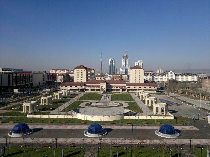 Файл:City of Grozny in 2011.jpg