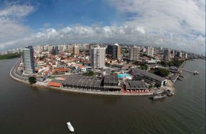 Curva da Avenida Beira Mar Aracaju.jpg