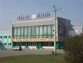 Здание ДК «Октябрьский» в посёлке Бачатский