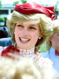 Diana visits Halifax (cropped).jpg