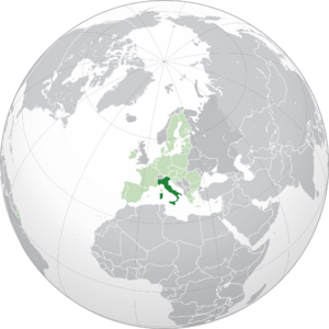 Расположение Италии (тёмно-зелёный): — в Европе (светло-зелёный и тёмно-серый) — в Европейском союзе (светло-зелёный)