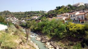 El río Cubillas por Pinos Puente, en Granada (España).jpg