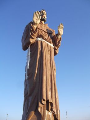 Estátua Gigante de São Francisco, Canindé, Ceará, Brasil .JPG
