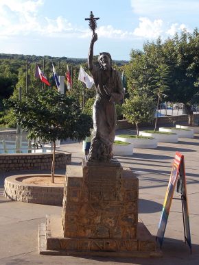 Estátua de Padre Francisco da Soledade.JPG