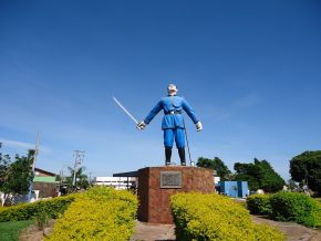 Estatua Antonio Joao Ribeiro.JPG