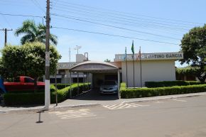 Fachada da Câmara Municipal de Aparecida do Taboado em 2015.jpg